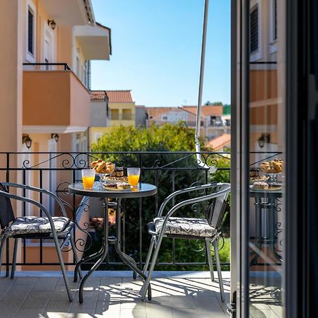 Gosia Apartment Gym Included Lixouri Exterior foto